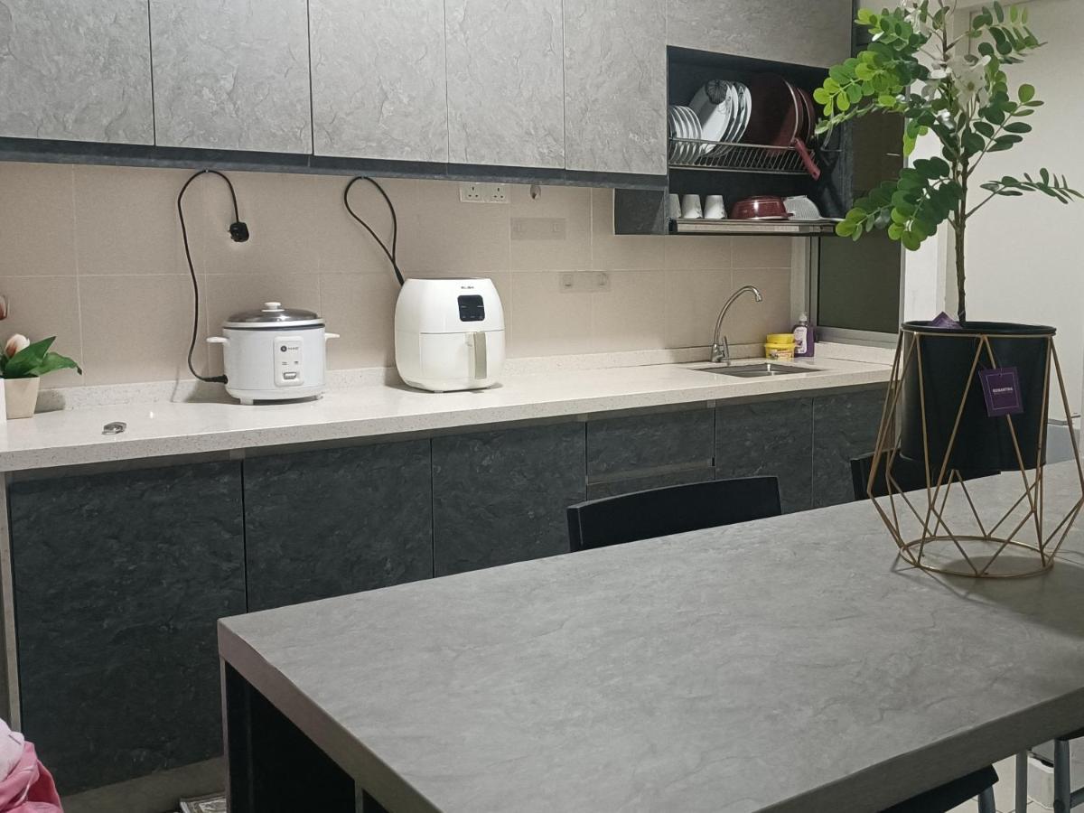 Cikta'Z Homestay Southville City Bangi Kampong Tangkas Dış mekan fotoğraf